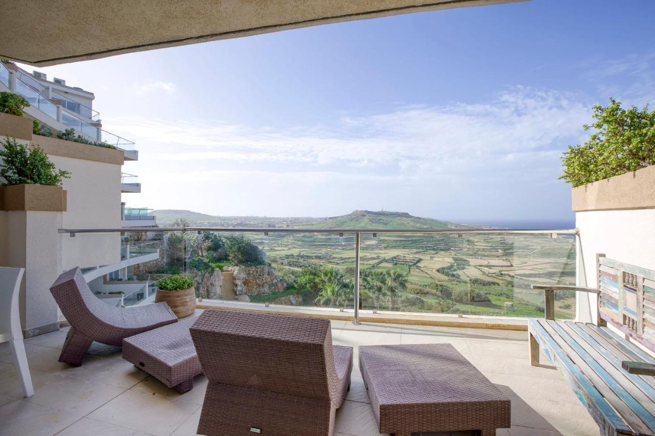 Apartment With Pool-Hosted By Sweetstay Zebbug  외부 사진