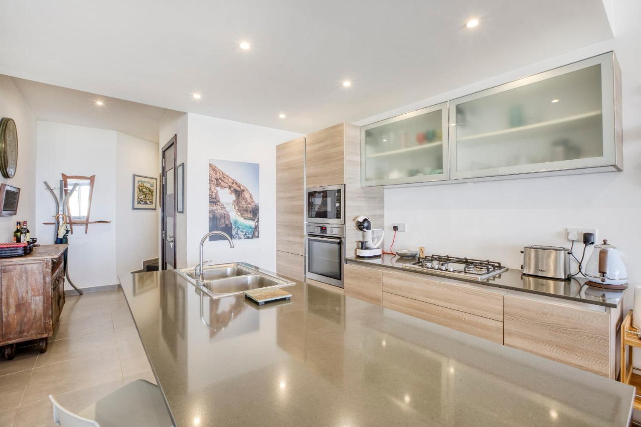 Apartment With Pool-Hosted By Sweetstay Zebbug  외부 사진