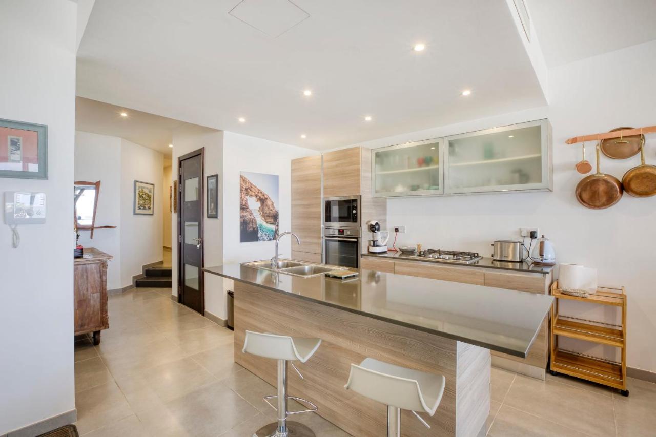 Apartment With Pool-Hosted By Sweetstay Zebbug  외부 사진